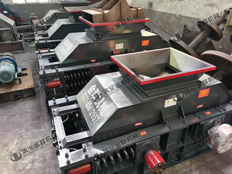 小型對輥式破碎機(jī)的價(jià)格是多少錢一臺，有哪些型號推薦？