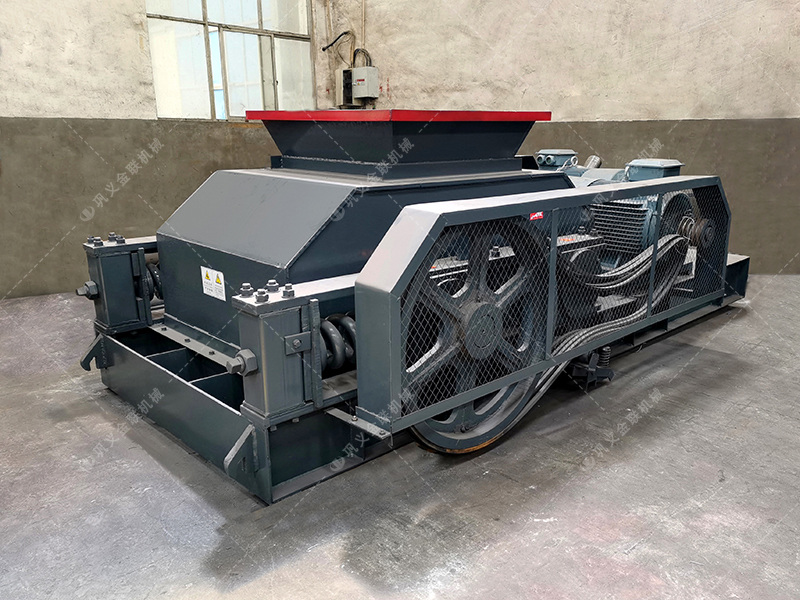 直徑400-600mm的對(duì)輥制砂機(jī)多少錢一臺(tái)，哪家性價(jià)比高？