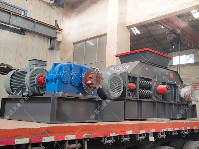 兩臺1200x800型河卵石制砂機發往內蒙古