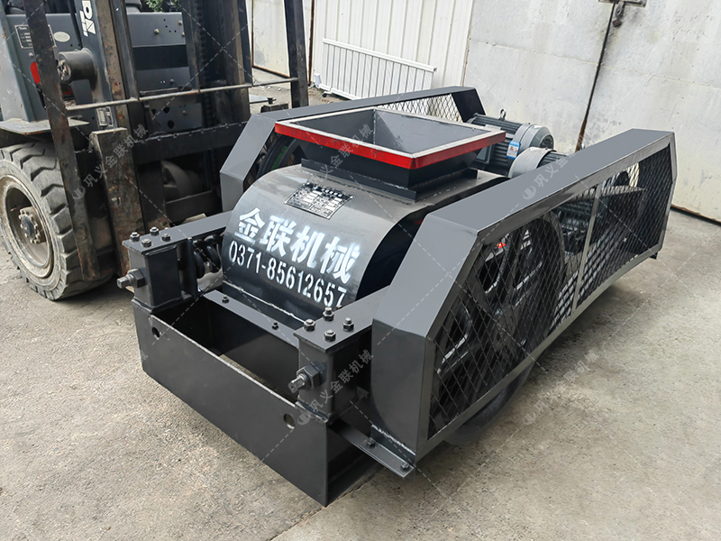 2PG小型對輥破碎機發貨現場圖片_發往江西撫州_破碎玻璃