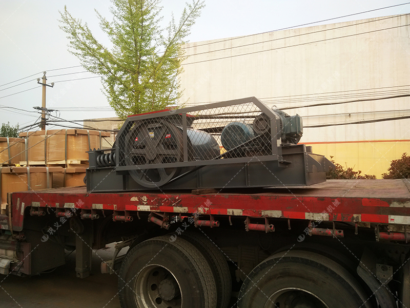 玻璃破碎用雙齒輥破碎機(jī)怎么樣？價格貴嗎？