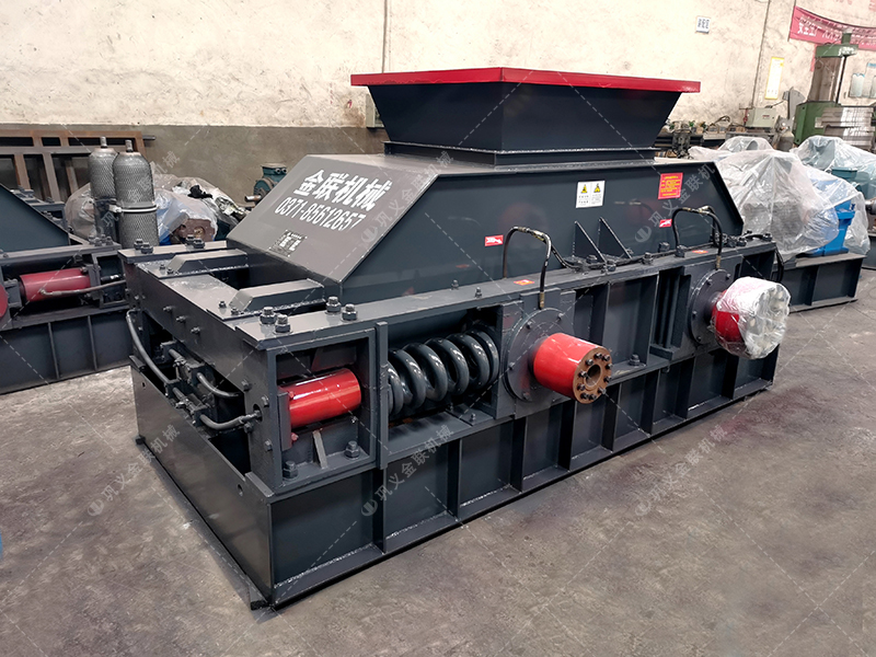 錘式破碎機(jī)和對輥破碎機(jī)區(qū)別在哪？如何進(jìn)行選擇？