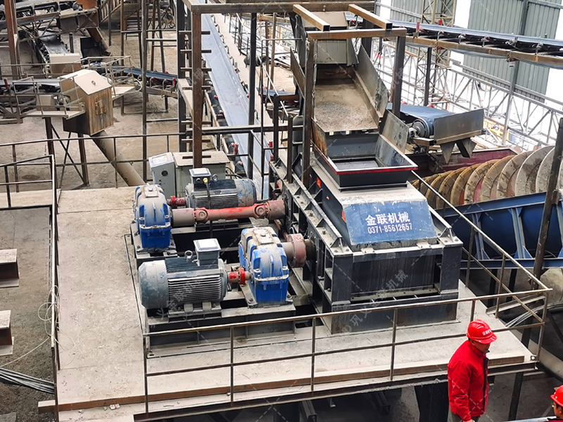 液壓對輥制砂機在公路建設中相比其他設備有何獨特優勢？